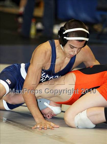 Thumbnail 3 in NYSPHSAA Championships (Division I Semifinals, 103-112) photogallery.