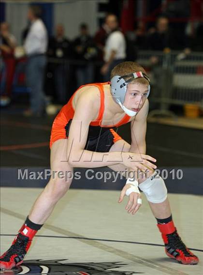 Thumbnail 2 in NYSPHSAA Championships (Division I Semifinals, 103-112) photogallery.