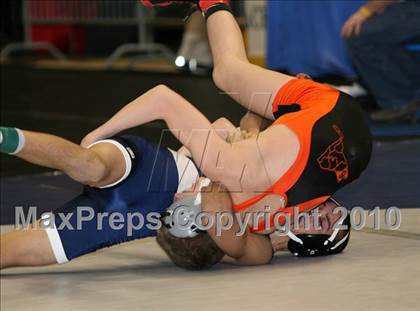 Thumbnail 3 in NYSPHSAA Championships (Division I Semifinals, 103-112) photogallery.