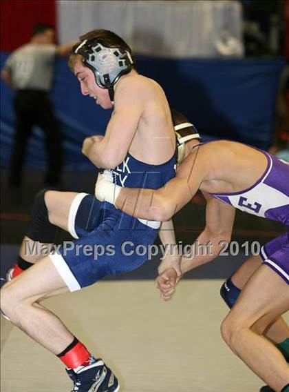 Thumbnail 3 in NYSPHSAA Championships (Division I Semifinals, 103-112) photogallery.
