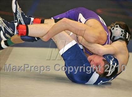 Thumbnail 3 in NYSPHSAA Championships (Division I Semifinals, 103-112) photogallery.