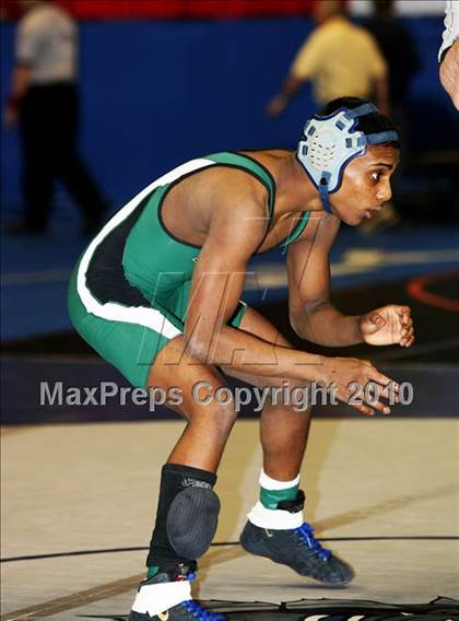 Thumbnail 1 in NYSPHSAA Championships (Division I Semifinals, 103-112) photogallery.