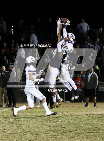 Thumbnail 2 in Garfield @ Eagle Rock (CIF LACS Round 2 Playoff) photogallery.