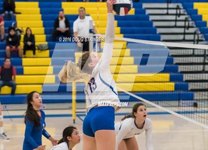Thumbnail 2 in St. Ignatius vs. Notre Dame (CIF-CCS Open Div. Semi-finals) photogallery.