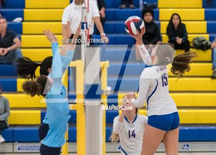 Thumbnail 2 in St. Ignatius vs. Notre Dame (CIF-CCS Open Div. Semi-finals) photogallery.