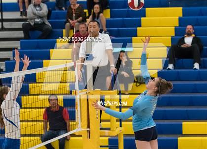 Thumbnail 3 in St. Ignatius vs. Notre Dame (CIF-CCS Open Div. Semi-finals) photogallery.