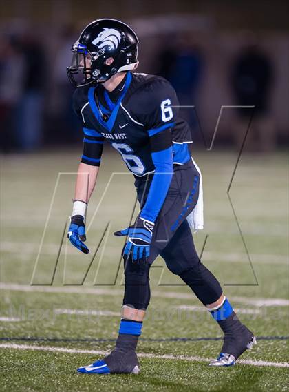 Thumbnail 3 in Plano West vs Dallas Jesuit (UIL 5A Bi-District Playoff) photogallery.