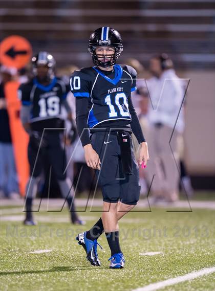 Thumbnail 2 in Plano West vs Dallas Jesuit (UIL 5A Bi-District Playoff) photogallery.