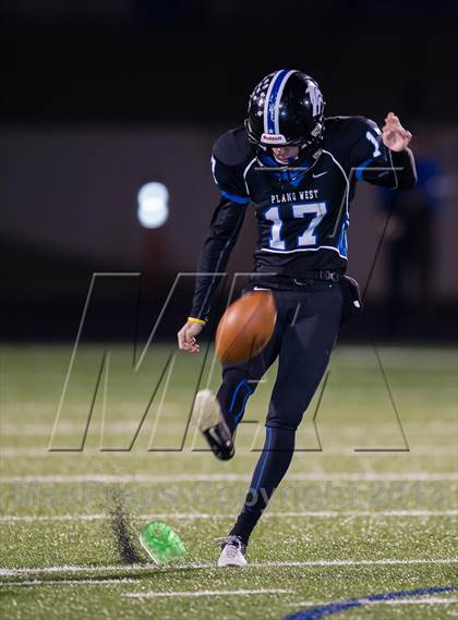 Thumbnail 1 in Plano West vs Dallas Jesuit (UIL 5A Bi-District Playoff) photogallery.