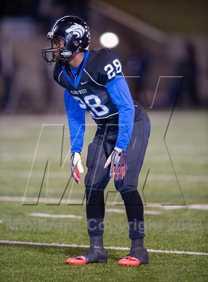Thumbnail 2 in Plano West vs Dallas Jesuit (UIL 5A Bi-District Playoff) photogallery.