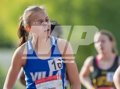 Thumbnail 1 in 50th Annual Loucks Games (Women's 800 Meter Run) photogallery.