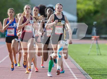 Thumbnail 3 in 50th Annual Loucks Games (Women's 800 Meter Run) photogallery.