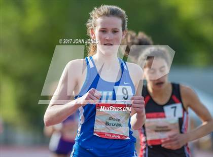 Thumbnail 3 in 50th Annual Loucks Games (Women's 800 Meter Run) photogallery.