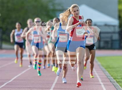 Thumbnail 1 in 50th Annual Loucks Games (Women's 800 Meter Run) photogallery.