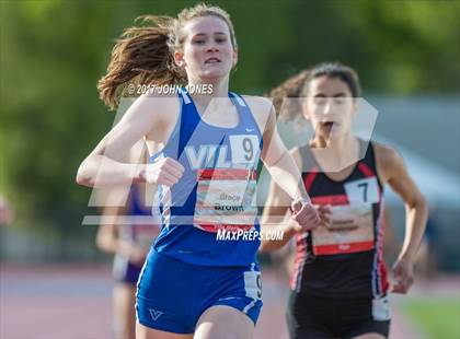 Thumbnail 3 in 50th Annual Loucks Games (Women's 800 Meter Run) photogallery.