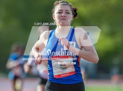 Thumbnail 2 in 50th Annual Loucks Games (Women's 800 Meter Run) photogallery.