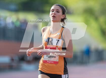 Thumbnail 3 in 50th Annual Loucks Games (Women's 800 Meter Run) photogallery.
