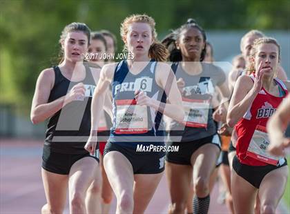 Thumbnail 1 in 50th Annual Loucks Games (Women's 800 Meter Run) photogallery.