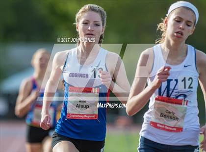 Thumbnail 3 in 50th Annual Loucks Games (Women's 800 Meter Run) photogallery.