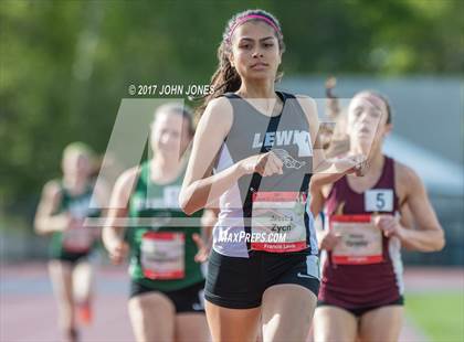 Thumbnail 1 in 50th Annual Loucks Games (Women's 800 Meter Run) photogallery.