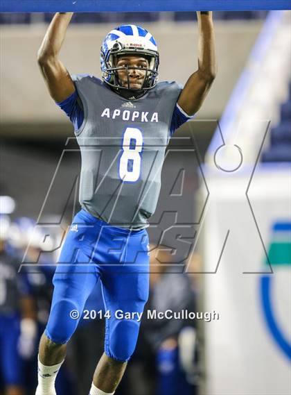 Thumbnail 1 in Apopka vs. Columbus (FHSAA 8A Final) photogallery.