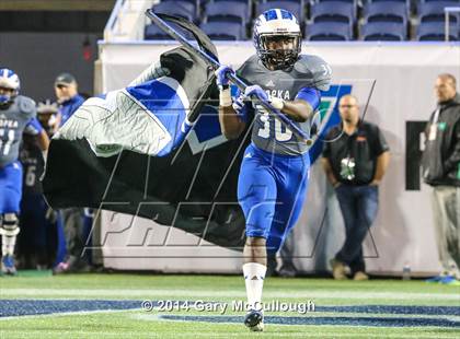 Thumbnail 2 in Apopka vs. Columbus (FHSAA 8A Final) photogallery.
