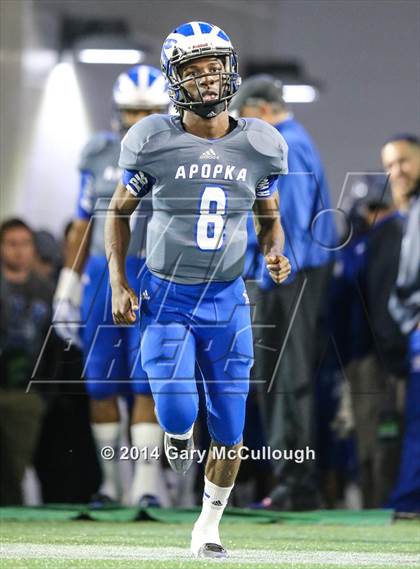 Thumbnail 3 in Apopka vs. Columbus (FHSAA 8A Final) photogallery.