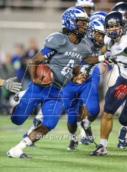 Thumbnail 2 in Apopka vs. Columbus (FHSAA 8A Final) photogallery.