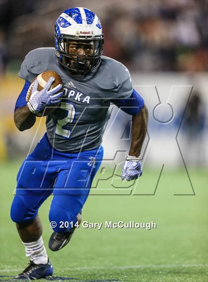 Thumbnail 2 in Apopka vs. Columbus (FHSAA 8A Final) photogallery.