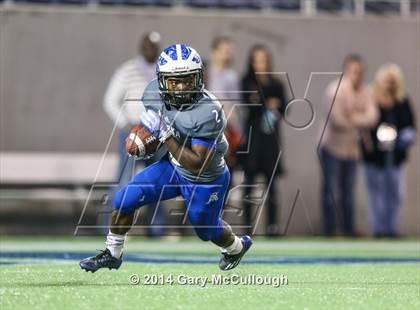 Thumbnail 3 in Apopka vs. Columbus (FHSAA 8A Final) photogallery.