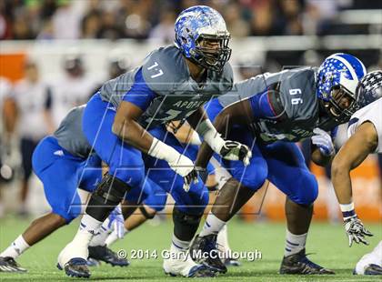 Thumbnail 3 in Apopka vs. Columbus (FHSAA 8A Final) photogallery.