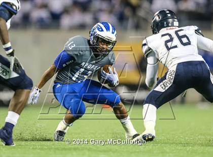 Thumbnail 1 in Apopka vs. Columbus (FHSAA 8A Final) photogallery.