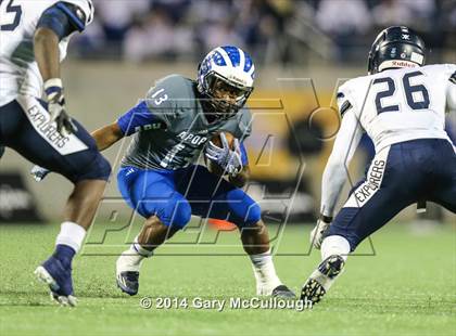 Thumbnail 2 in Apopka vs. Columbus (FHSAA 8A Final) photogallery.