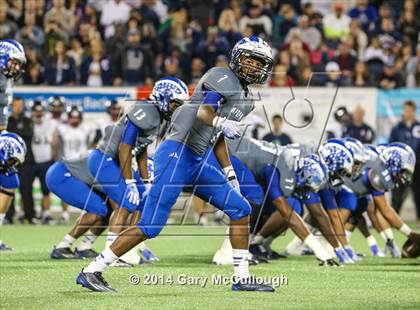 Thumbnail 2 in Apopka vs. Columbus (FHSAA 8A Final) photogallery.