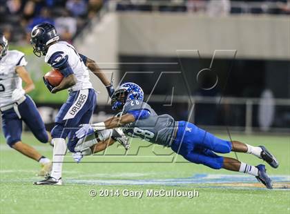 Thumbnail 3 in Apopka vs. Columbus (FHSAA 8A Final) photogallery.