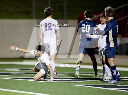 Thumbnail 1 in Crowley vs Keller (UIL 6A Soccer Bi-District) photogallery.
