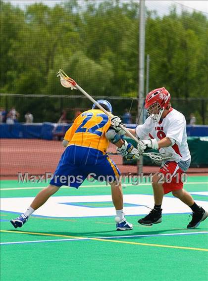 Thumbnail 1 in Irondequoit vs. Jamesville-DeWitt (NYSPHSAA Class B Semifinal) photogallery.
