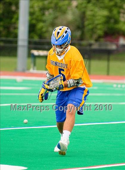 Thumbnail 3 in Irondequoit vs. Jamesville-DeWitt (NYSPHSAA Class B Semifinal) photogallery.