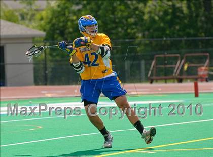 Thumbnail 2 in Irondequoit vs. Jamesville-DeWitt (NYSPHSAA Class B Semifinal) photogallery.