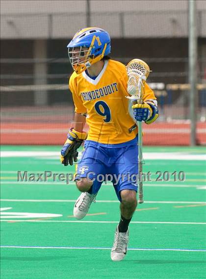 Thumbnail 2 in Irondequoit vs. Jamesville-DeWitt (NYSPHSAA Class B Semifinal) photogallery.