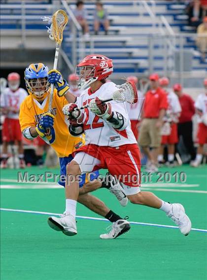 Thumbnail 1 in Irondequoit vs. Jamesville-DeWitt (NYSPHSAA Class B Semifinal) photogallery.