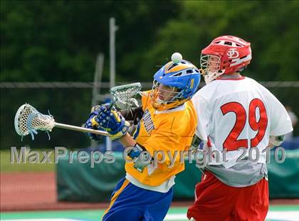 Thumbnail 3 in Irondequoit vs. Jamesville-DeWitt (NYSPHSAA Class B Semifinal) photogallery.