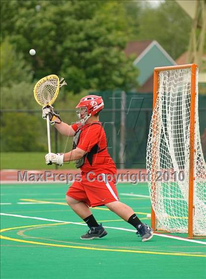 Thumbnail 1 in Irondequoit vs. Jamesville-DeWitt (NYSPHSAA Class B Semifinal) photogallery.