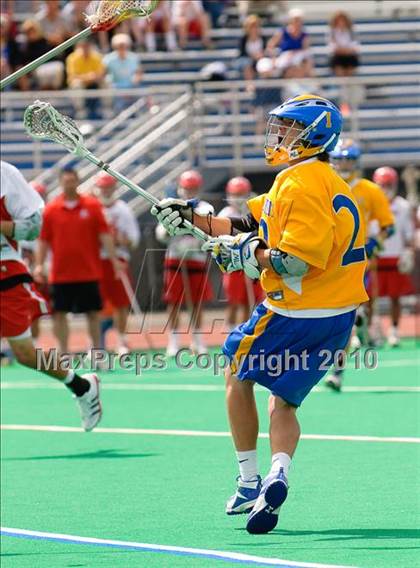 Thumbnail 3 in Irondequoit vs. Jamesville-DeWitt (NYSPHSAA Class B Semifinal) photogallery.
