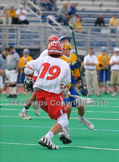 Thumbnail 1 in Irondequoit vs. Jamesville-DeWitt (NYSPHSAA Class B Semifinal) photogallery.