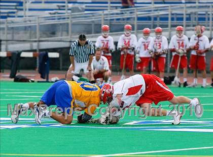 Thumbnail 1 in Irondequoit vs. Jamesville-DeWitt (NYSPHSAA Class B Semifinal) photogallery.