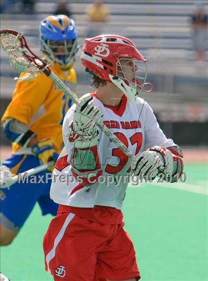 Thumbnail 1 in Irondequoit vs. Jamesville-DeWitt (NYSPHSAA Class B Semifinal) photogallery.