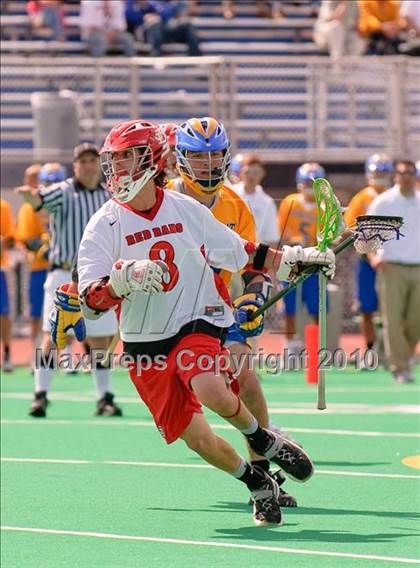 Thumbnail 1 in Irondequoit vs. Jamesville-DeWitt (NYSPHSAA Class B Semifinal) photogallery.