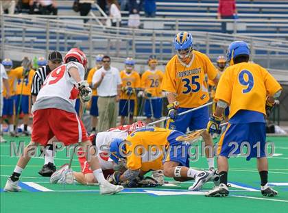 Thumbnail 3 in Irondequoit vs. Jamesville-DeWitt (NYSPHSAA Class B Semifinal) photogallery.