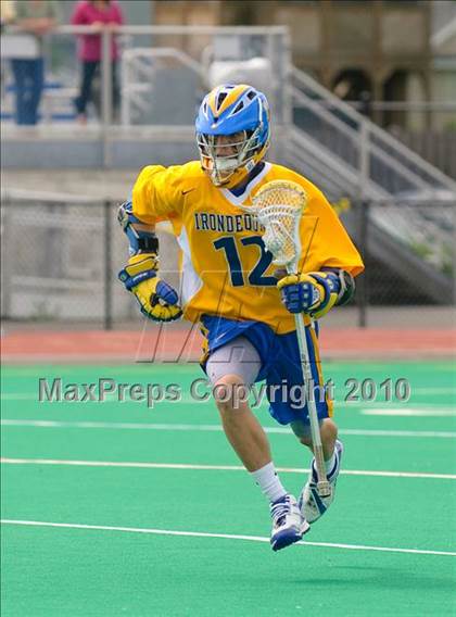 Thumbnail 3 in Irondequoit vs. Jamesville-DeWitt (NYSPHSAA Class B Semifinal) photogallery.